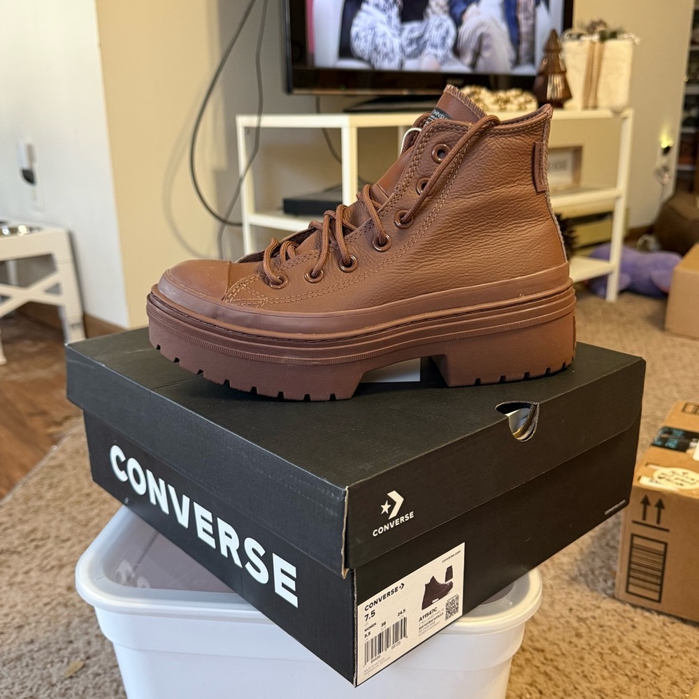 Converse Chuck Taylor All Stars Lugged Heel